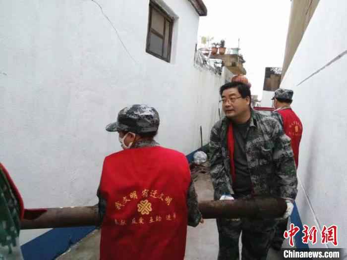 王家权：居民的“贴心人” 社区的“好当家”